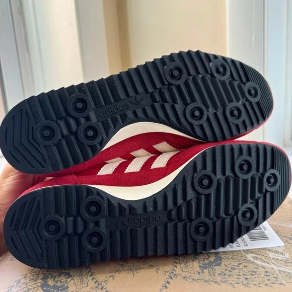 NWT Adidas Originals SL 72 Sneaker Shoes Women's in Red Scarlet White SL72 - Picture 8 of 11